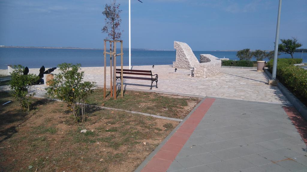 Holiday Home Pavica Vrsi Exterior photo
